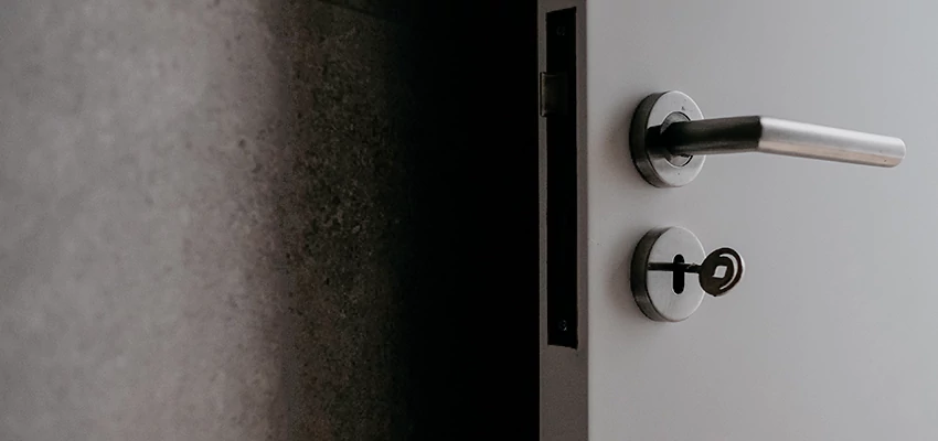 Front Door Handle Repair And Installation in Wynnum, QLD