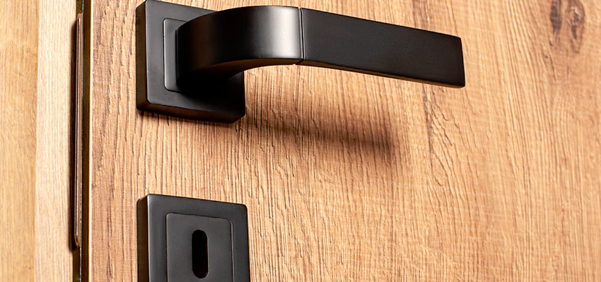 Weekend Lockout Assistance Troubleshooting in Wynnum, QLD